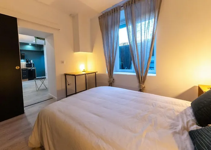 Le Cinq : Appartement Chic&Cosy, Jardin Privatif